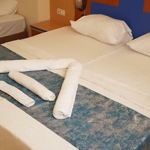 Superior Familie Kamer met een King Size Bed